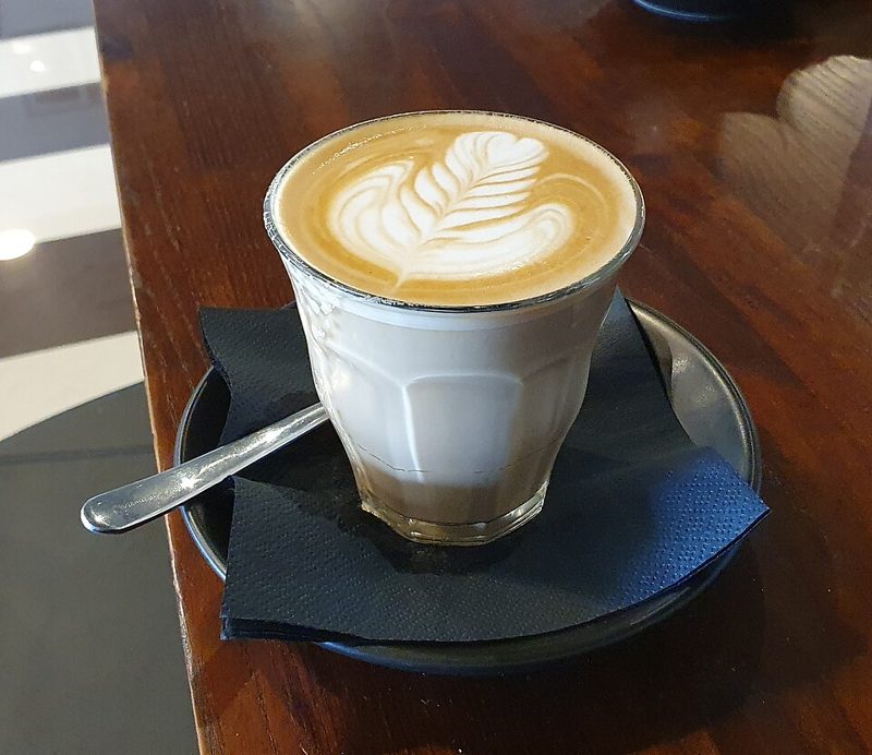 TUZLU KARAMELLİ LATTE