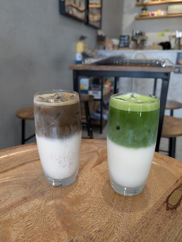 İced Strawberry Matcha