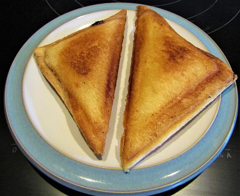 Beyaz Peynirli Tost