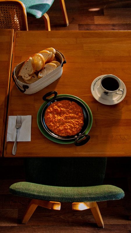 SADE MENEMEN